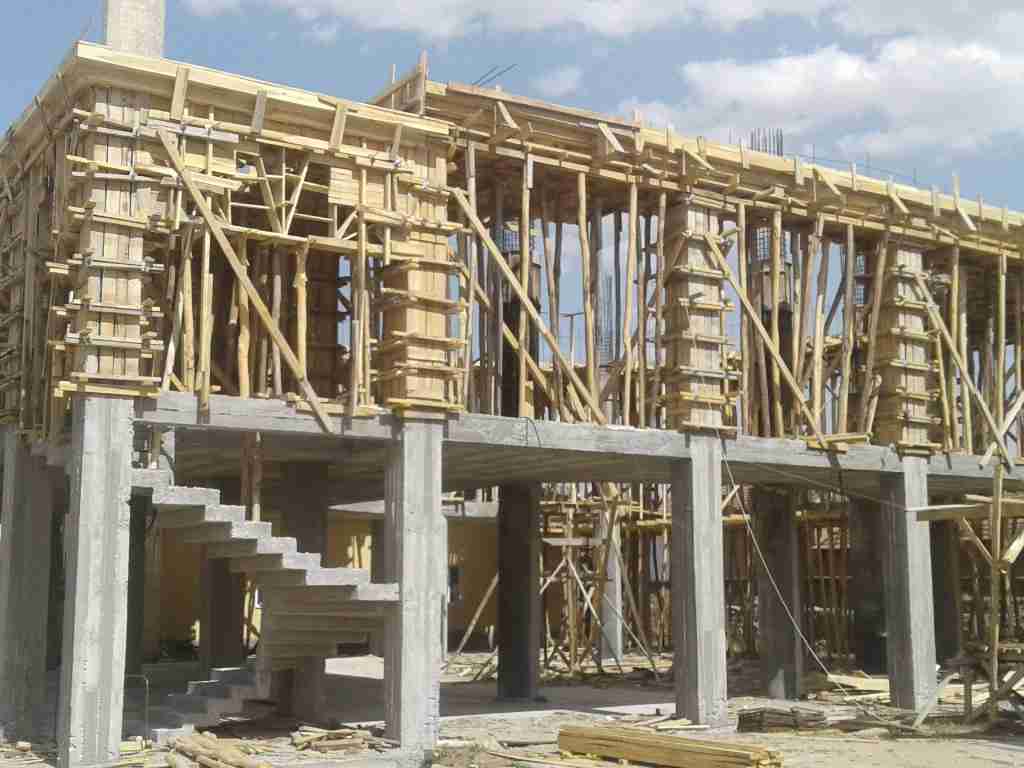 Çal İnşaat Kalıpçısı